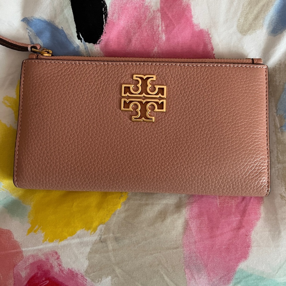 Tory Burch wallet